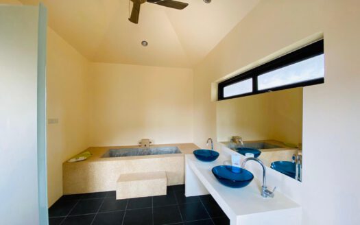 Spacious Family Villa for Rent, Pattaya