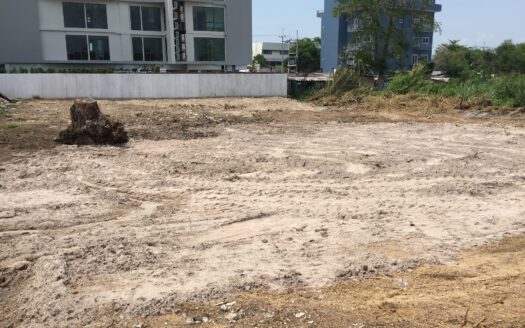 Affordable land just 200m from the beach, Pattaya