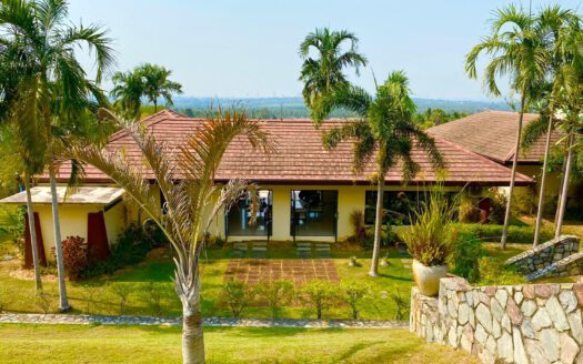 Generous Family Villa, Pattaya