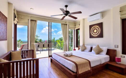 5 bed 5 bath Sea View Villa in Bang Por