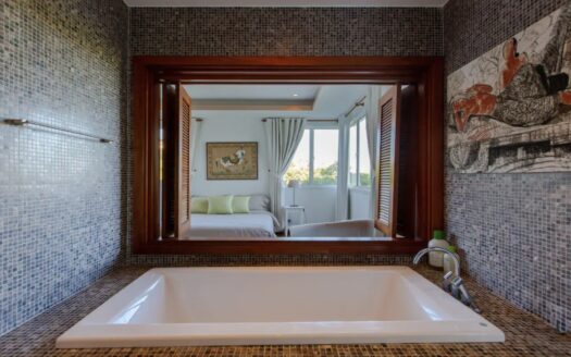 Sea View Villa by Crystal Bay