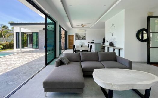 3 Bedroom, 3 Bathroom Pool Villa With Mountain View in Lamai