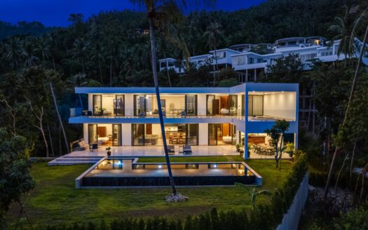 5 Bedroom 6 Bathroom Villa in Lamai