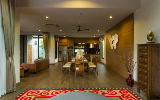 3 Bedroom Villa near Naiharn Beach 380 SQM
