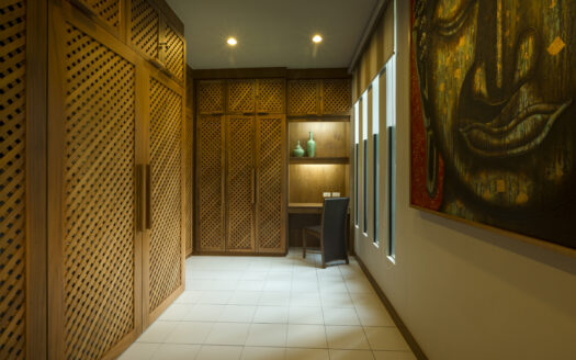 3 Bedroom Villa near Naiharn Beach 380 SQM