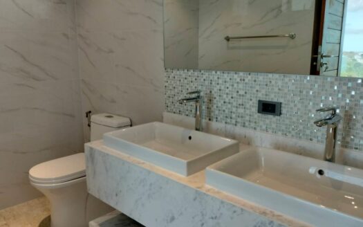 Villa 3 Beds 4 Bath 200 SQM