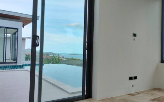 Villa 3 Beds 4 Bath 200 SQM