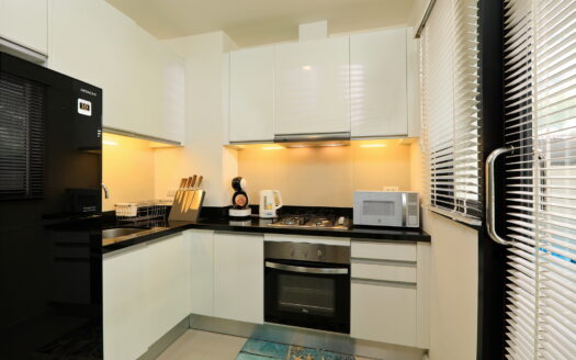 Town House in Laguna 3 BD 3 Bath 178 SQM