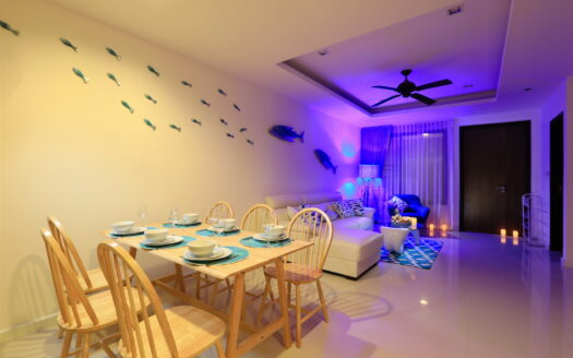 Town House in Laguna 3 BD 3 Bath 178 SQM