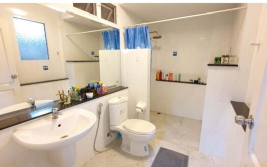 Amazing 2 Bed 2 Bath Condo 86 SQM
