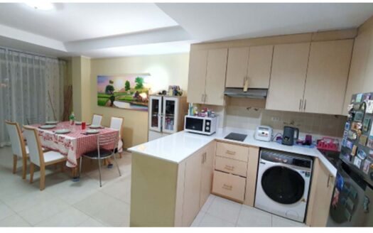 Amazing 2 Bed 2 Bath Condo 86 SQM