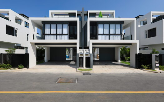 Semi-Detach House-3 BED 3 BATH 223 SQM Lease
