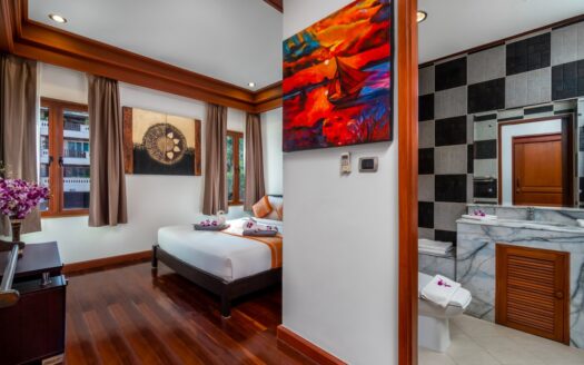4 Bed 4 Bath Villa 300 sqm By Surin Beach