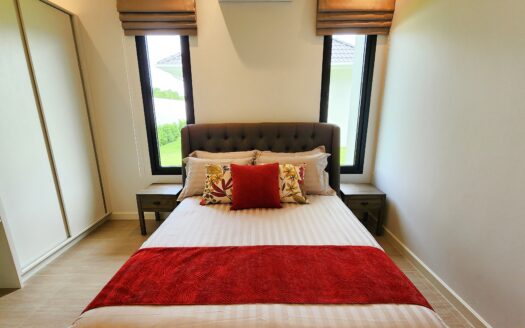 5 BED Villa 281 sqm on 1560 sqm 2 guest houses