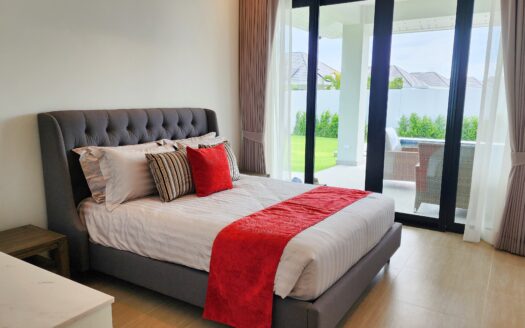 5 BED Villa 281 sqm on 1560 sqm 2 guest houses