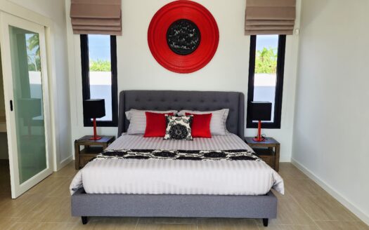 5 BED Villa 281 sqm on 1560 sqm 2 guest houses