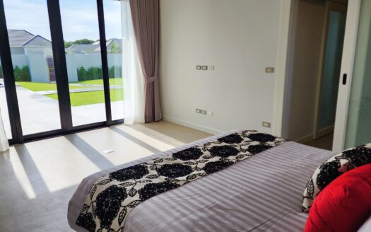 5 BED Villa 281 sqm on 1560 sqm 2 guest houses