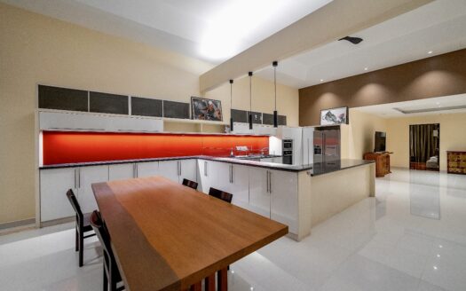 3 Bed 3 Bath Pool Villa 550 sqm