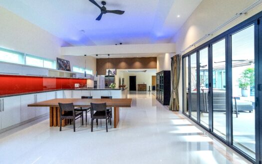 3 Bed 3 Bath Pool Villa 550 sqm