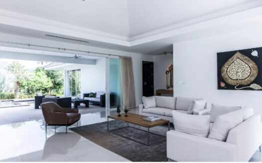 3 Bed 3 Bath Mountain View Villa plus Guest Room Near Black Mountain 350 sqm