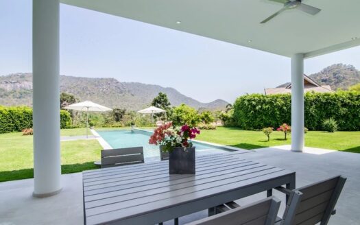 2 Bed 2 Bath Private Villa Near Black Mountain Hua Hin 570 SQM