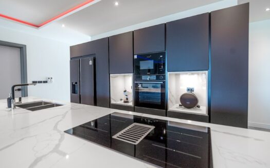 6 BED 3 STORIES 1200 SQM Pattaya