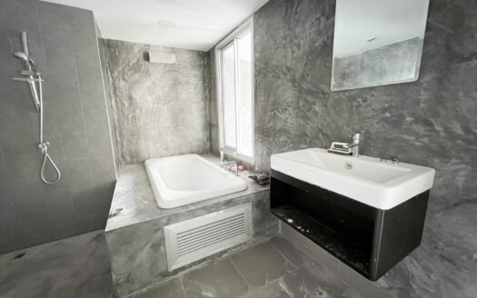 Near Beach Condo  53.3 SQM