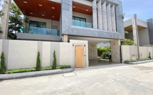 3 Bed 4 Bath Villa Huay Yai Pattaya