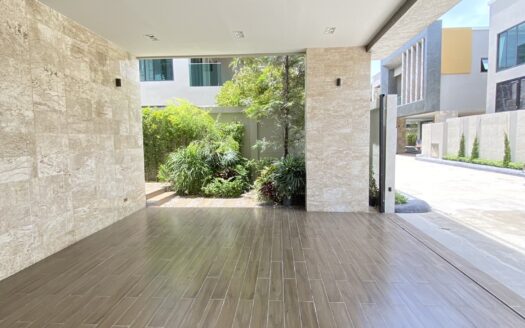3 Bed 4 Bath Villa Huay Yai Pattaya