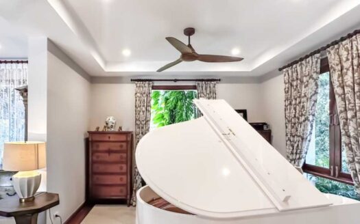 5 Bed 3 Bath 520 SQM Laguna Phuket