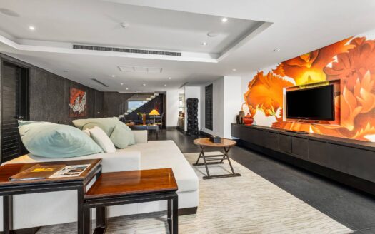 Two story Duplex Penthouse with Private Pool 376 SQM